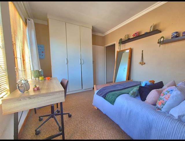 4 BEDROOM VILLA FOR SALE IN DALVIEW